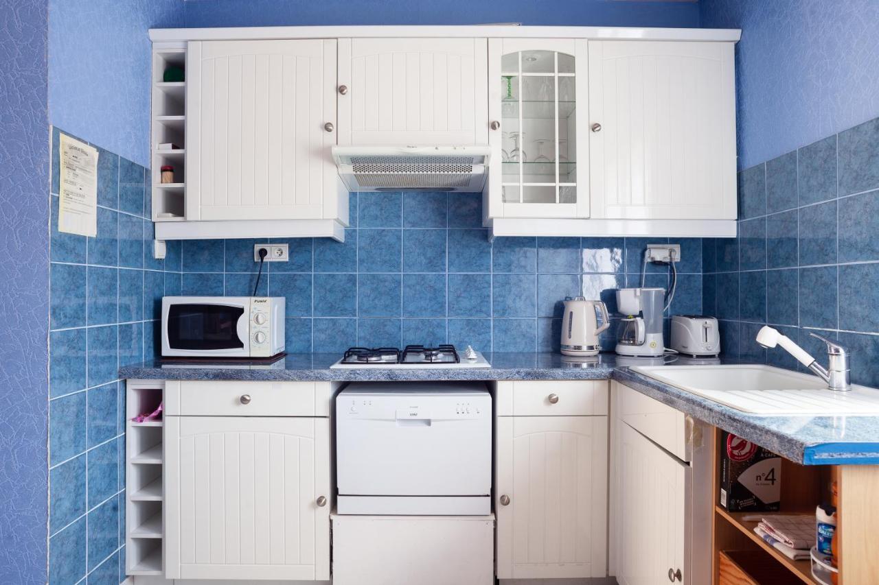 רוקפור-לה-בדול Appartement Avec Piscine Et Cuisine מראה חיצוני תמונה